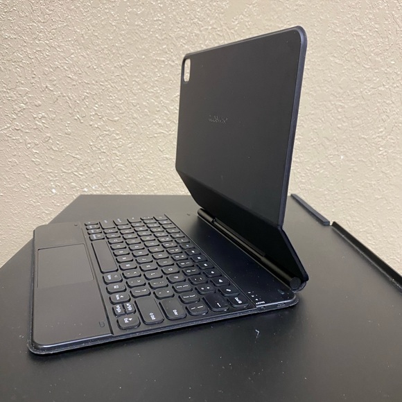 Typecase Edge Magnetic Keyboard Case for iPad Pro 12.9  5th,4th, 3rd Generation - Picture 7 of 13